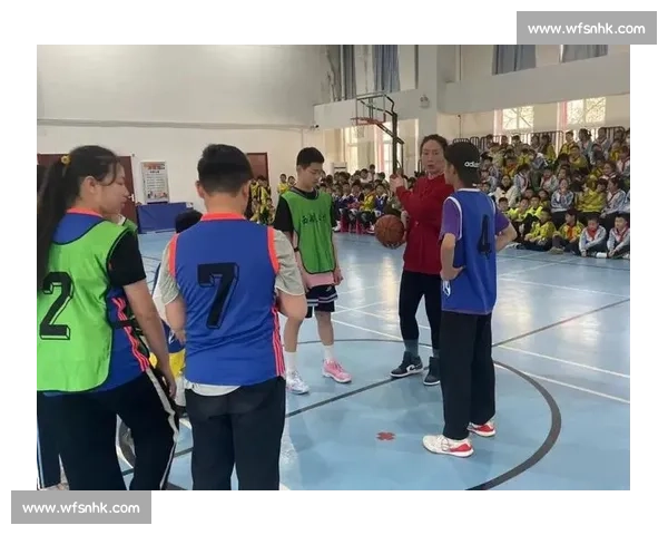 西航二校 U13 女足勇夺区赛冠军！技术与意志铸就青春荣耀