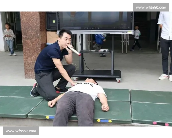 篮球手策马：平衡之道跨赛场